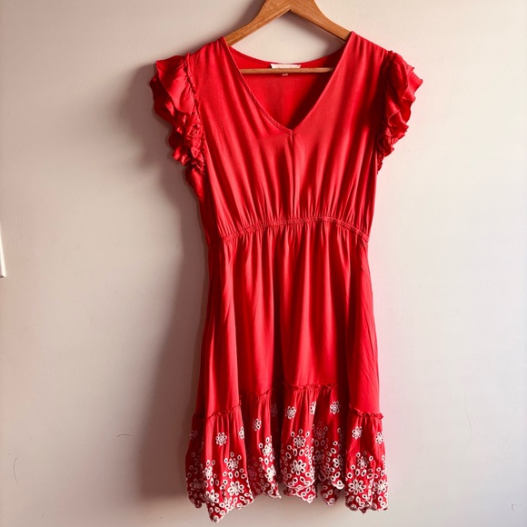 Solitaire Size M coral orange red eyelet floral dress with ruffle sleeves - Picture 2 of 12